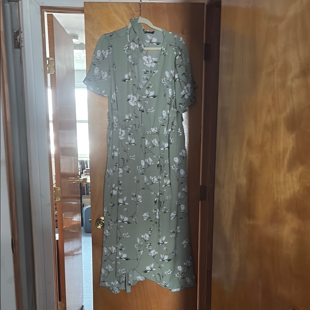 BloomChic Sage Floral Midi Dress